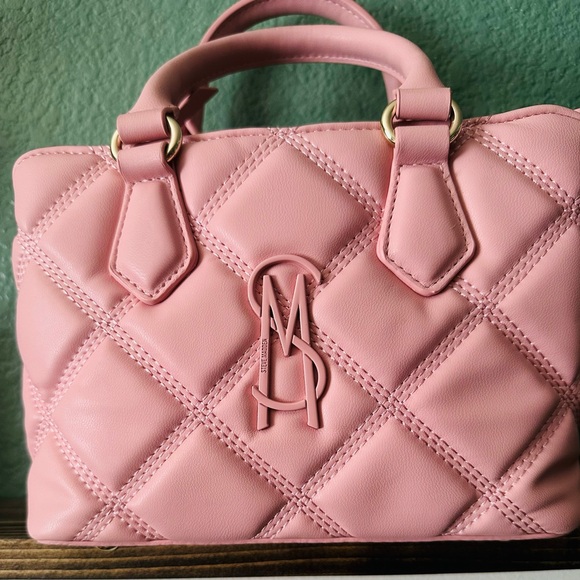 Steve Madden Pink quilted tote - Picture 1 of 11